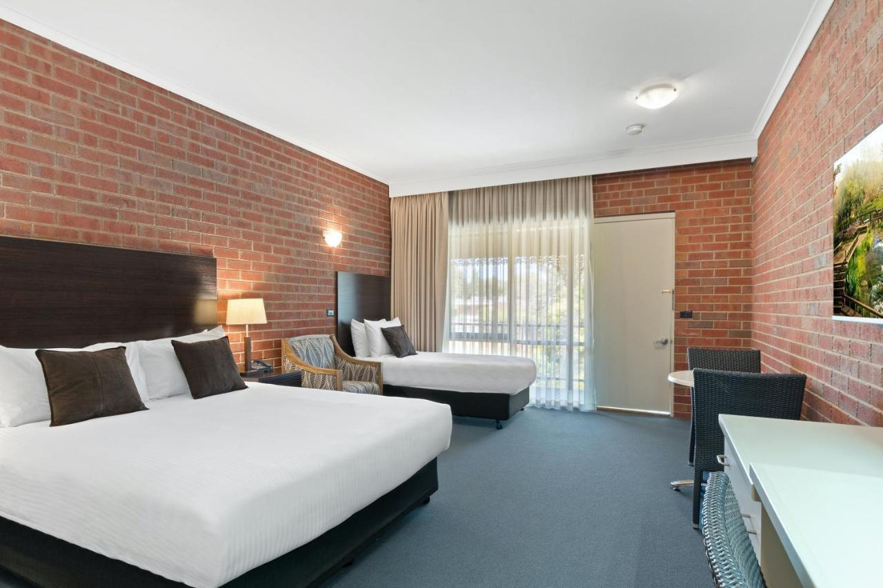 Burke And Wills Motor Inn Swan Hill Esterno foto