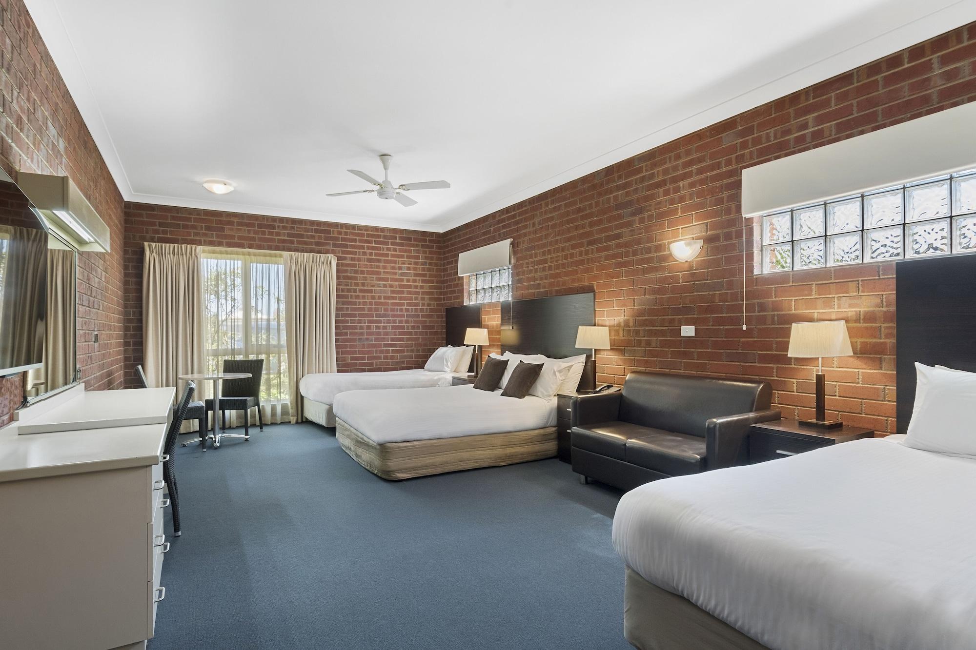 Burke And Wills Motor Inn Swan Hill Esterno foto