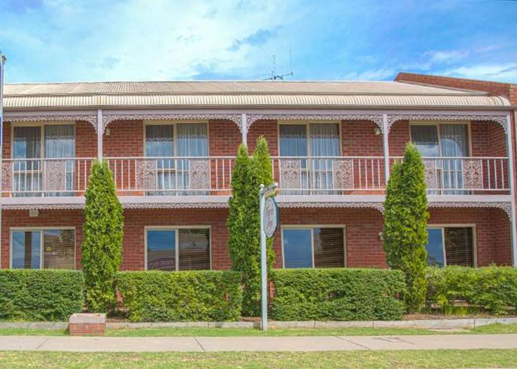 Burke And Wills Motor Inn Swan Hill Esterno foto